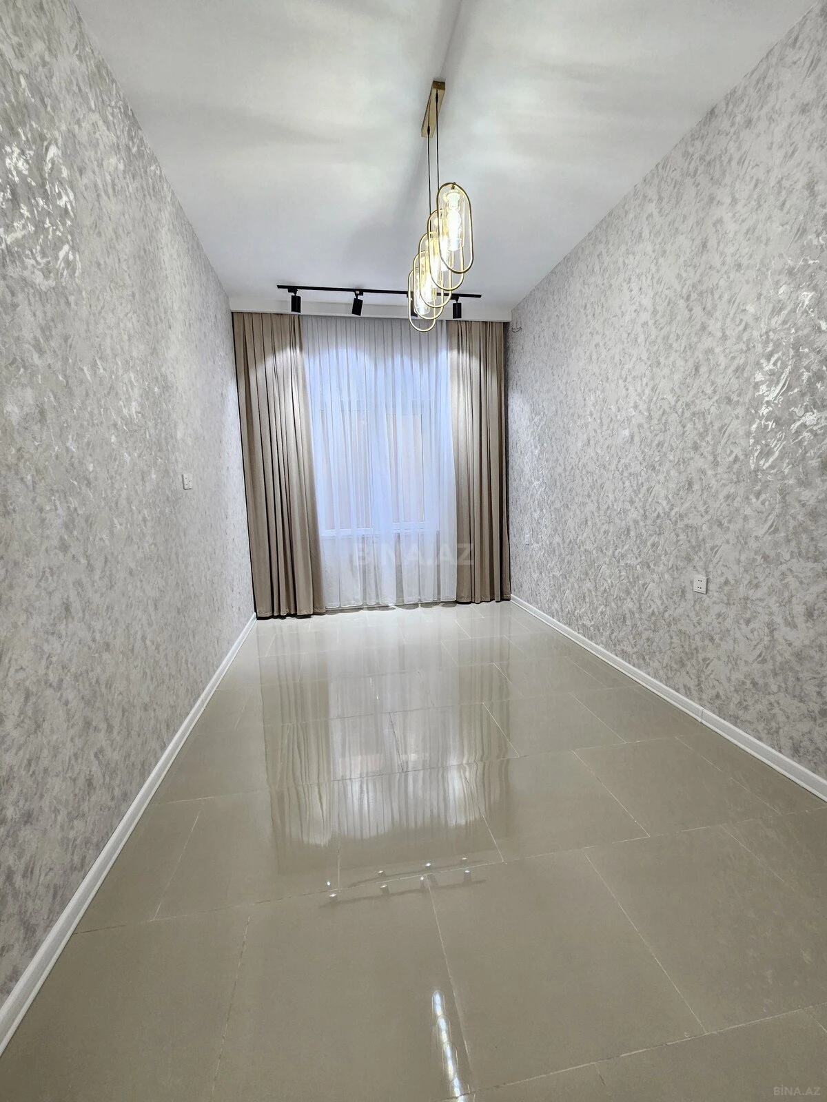 Satılır 4 otaqlı həyət evi 130 m²