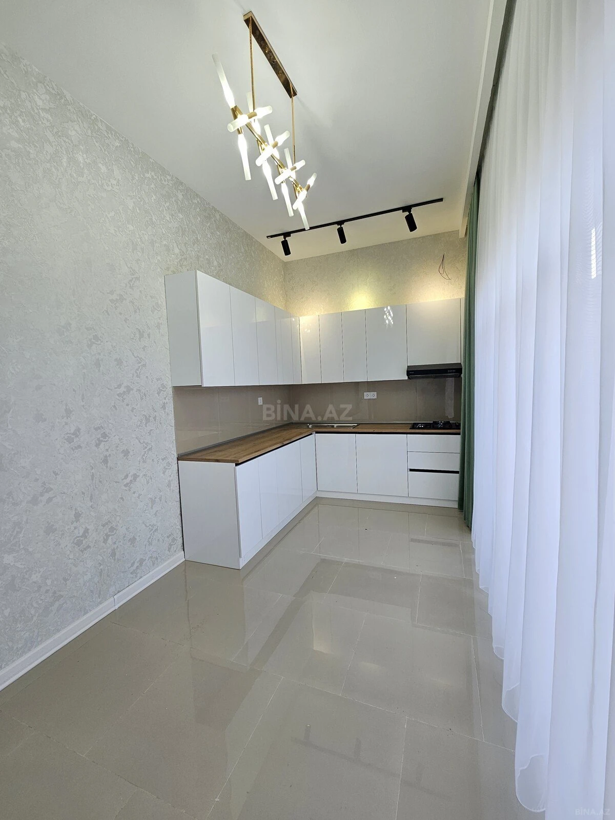 Satılır 4 otaqlı həyət evi 130 m²