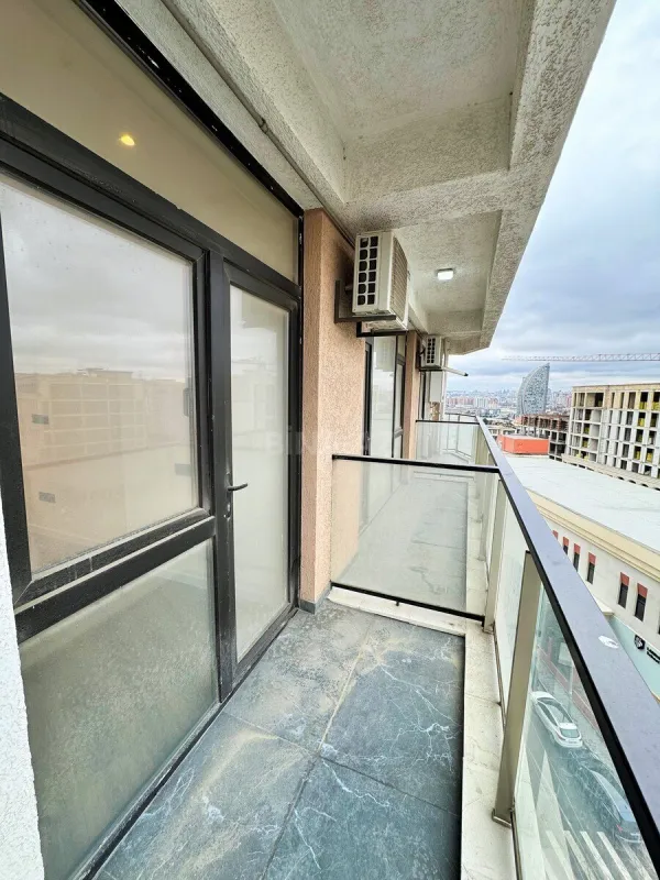 Satılır 3 otaqlı mənzil 84 m²