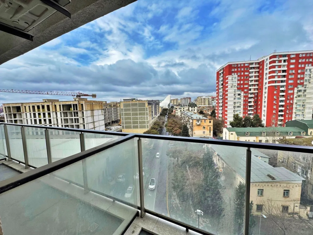 Satılır 3 otaqlı mənzil 84 m²