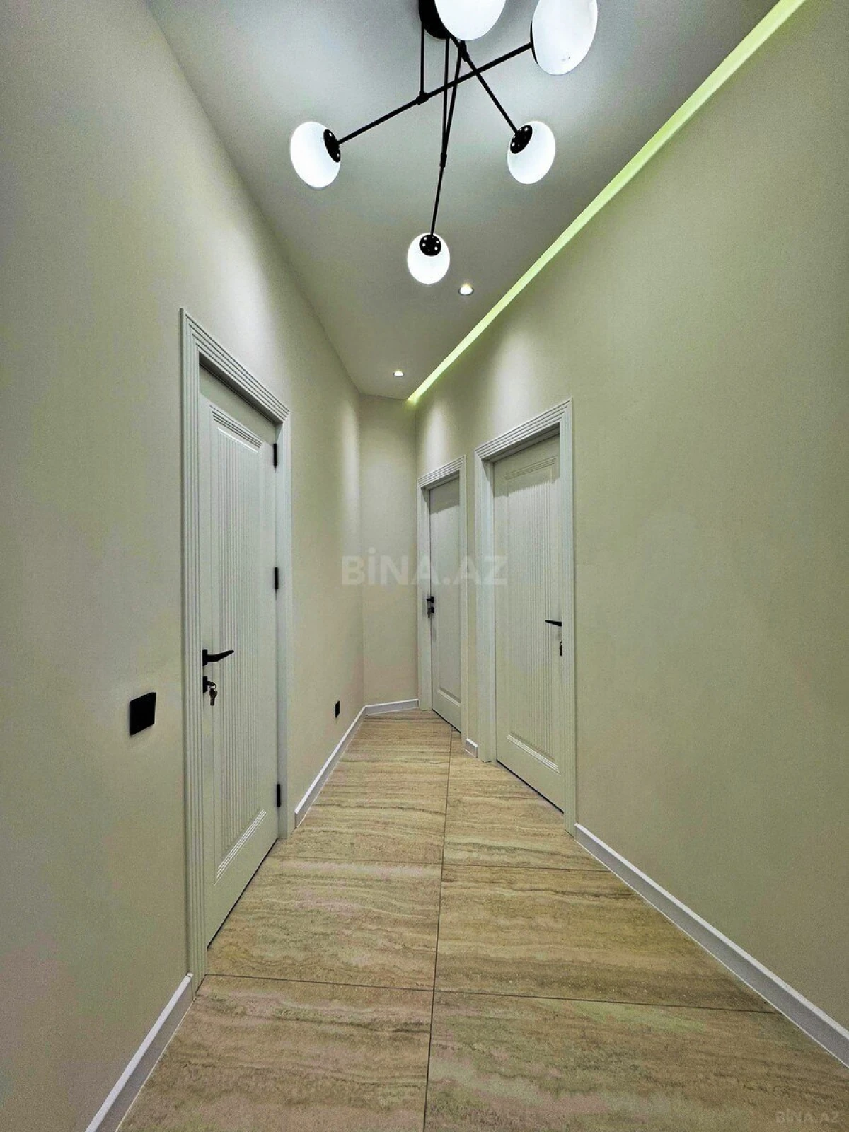 Satılır 3 otaqlı mənzil 84 m²