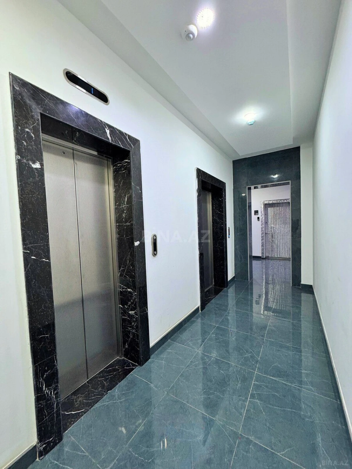 Satılır 3 otaqlı mənzil 84 m²