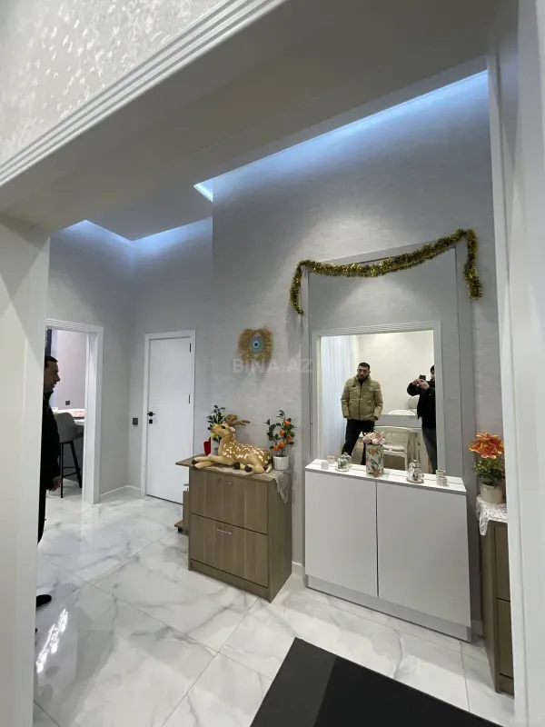 Kirayə verilir 4 otaqlı həyət evi 250 m²