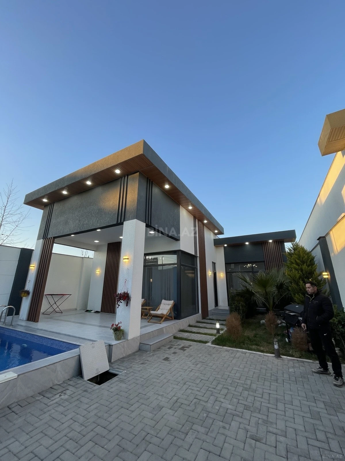 Kirayə verilir 4 otaqlı həyət evi 250 m²