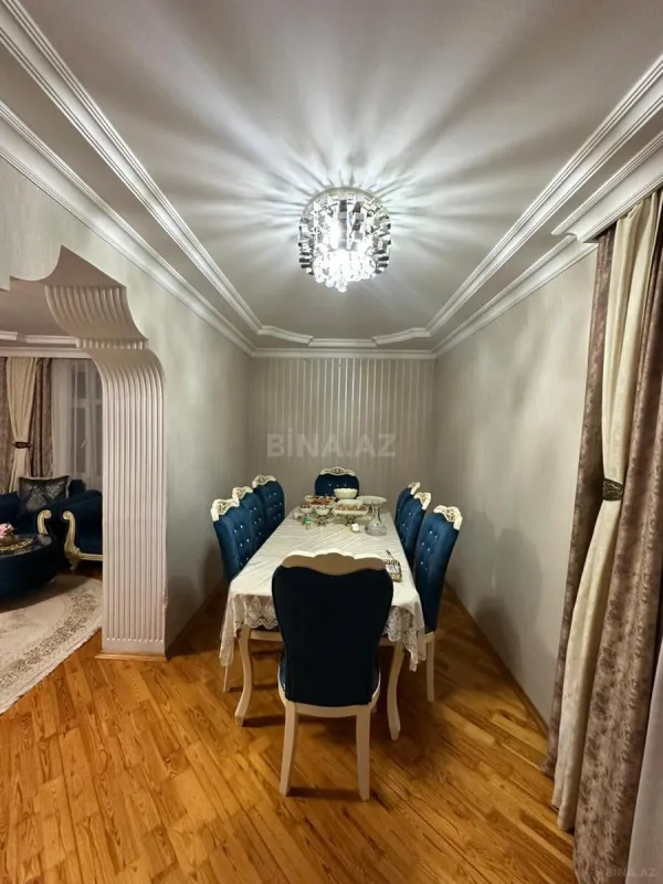 Satılır 5 otaqlı mənzil 100 m²