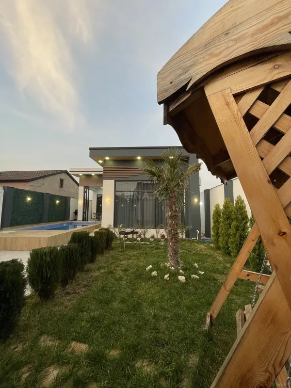 Kirayə verilir 4 otaqlı həyət evi 250 m²