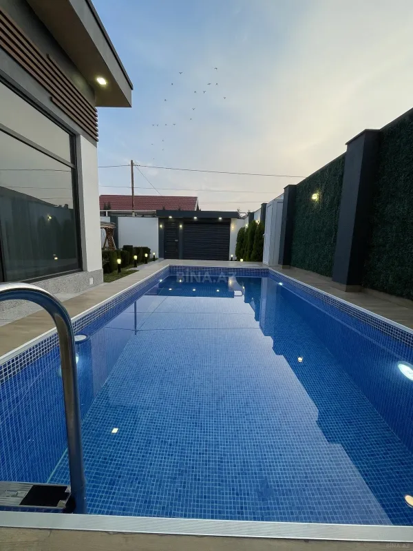 Kirayə verilir 4 otaqlı həyət evi 250 m²