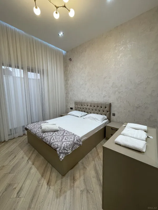 Kirayə verilir 4 otaqlı həyət evi 250 m²
