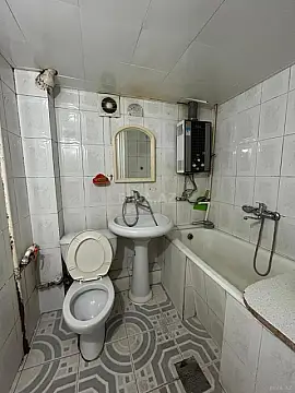 Kirayə verilir 2 otaqlı mənzil 40 m²