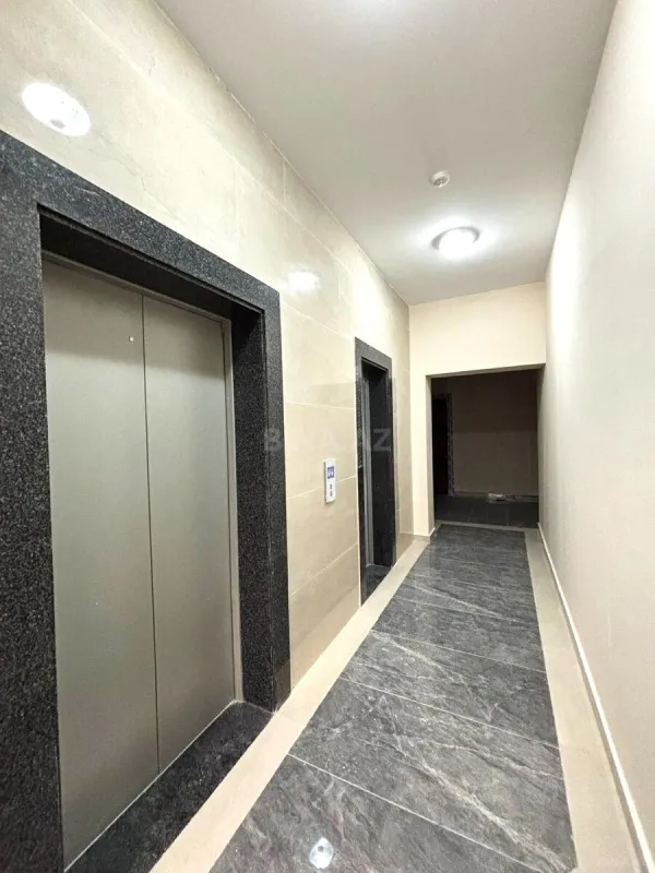 Satılır 4 otaqlı mənzil 149 m²