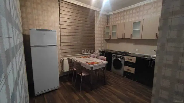 Kirayə verilir 2 otaqlı mənzil 65 m²