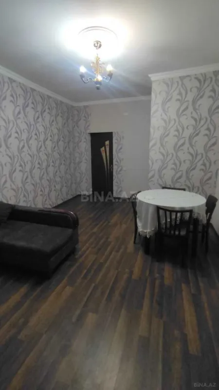 Kirayə verilir 2 otaqlı mənzil 65 m²