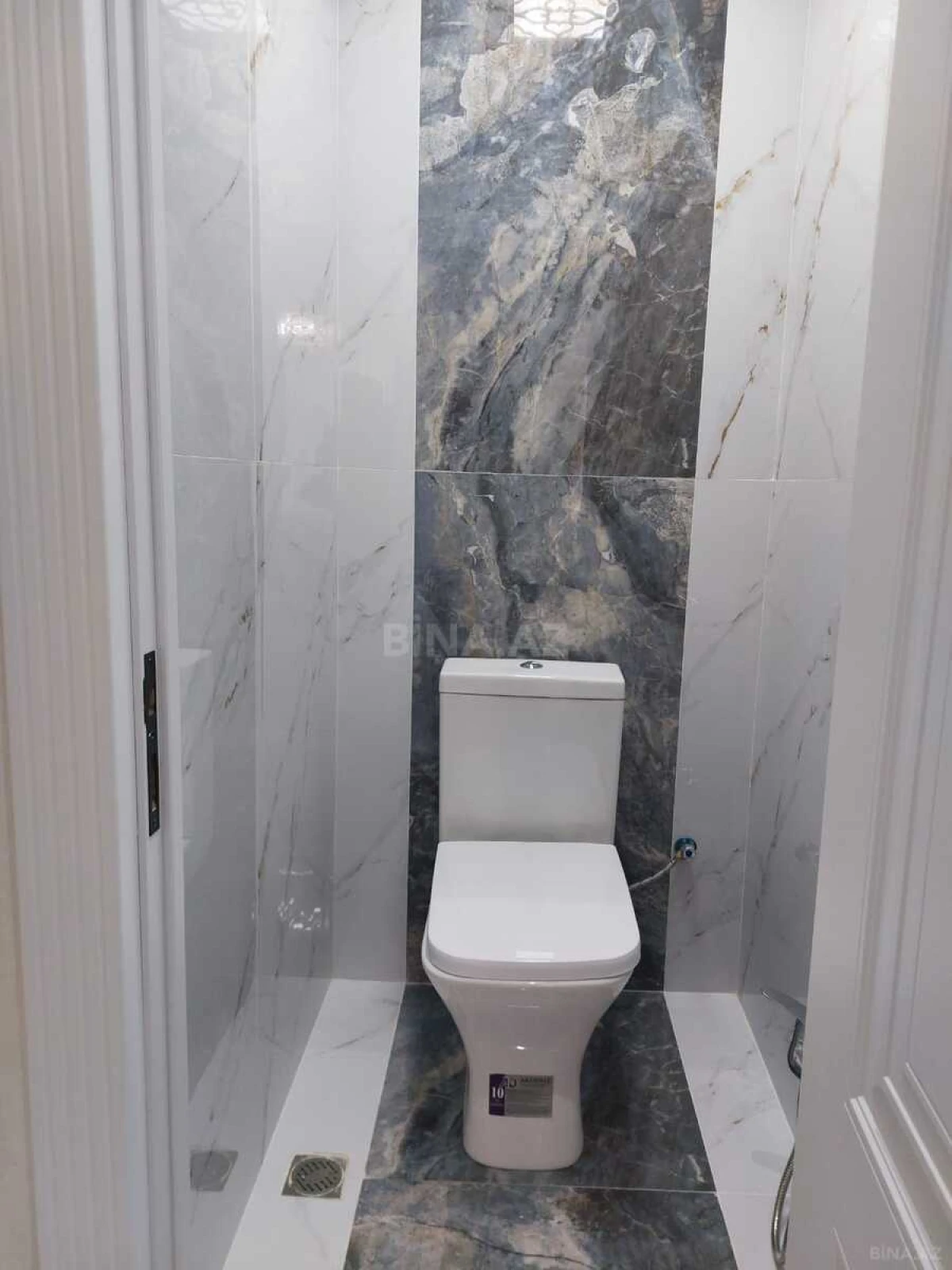 Satılır 3 otaqlı mənzil 93 m²