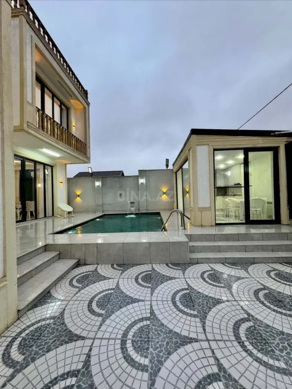 Kirayə verilir 5 otaqlı həyət evi 400 m²