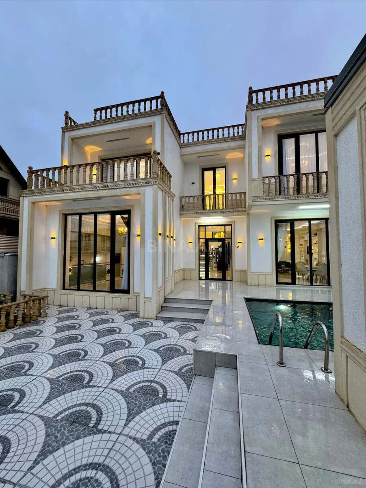 Kirayə verilir 5 otaqlı həyət evi 400 m²