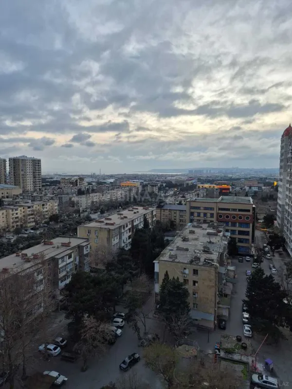 Satılır 3 otaqlı mənzil 90 m²