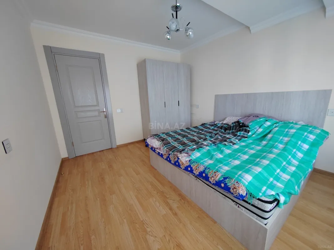 Satılır 3 otaqlı mənzil 106 m²