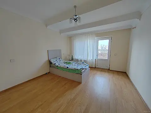 Satılır 3 otaqlı mənzil 106 m²