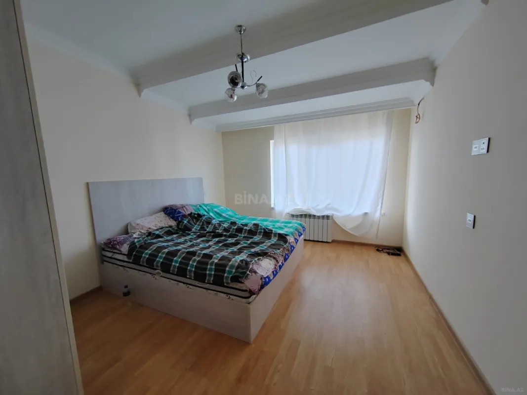 Satılır 3 otaqlı mənzil 106 m²