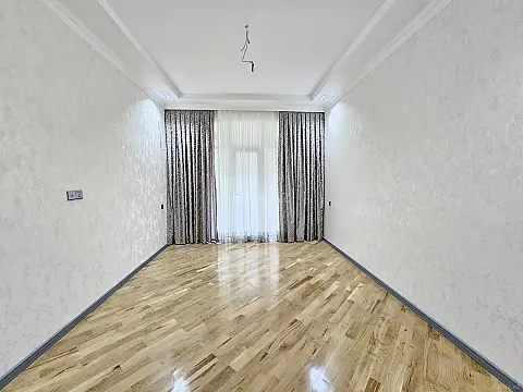 Satılır 2 otaqlı mənzil 70 m²