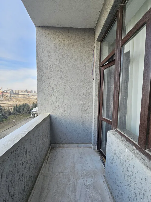 Satılır 2 otaqlı mənzil 70 m²