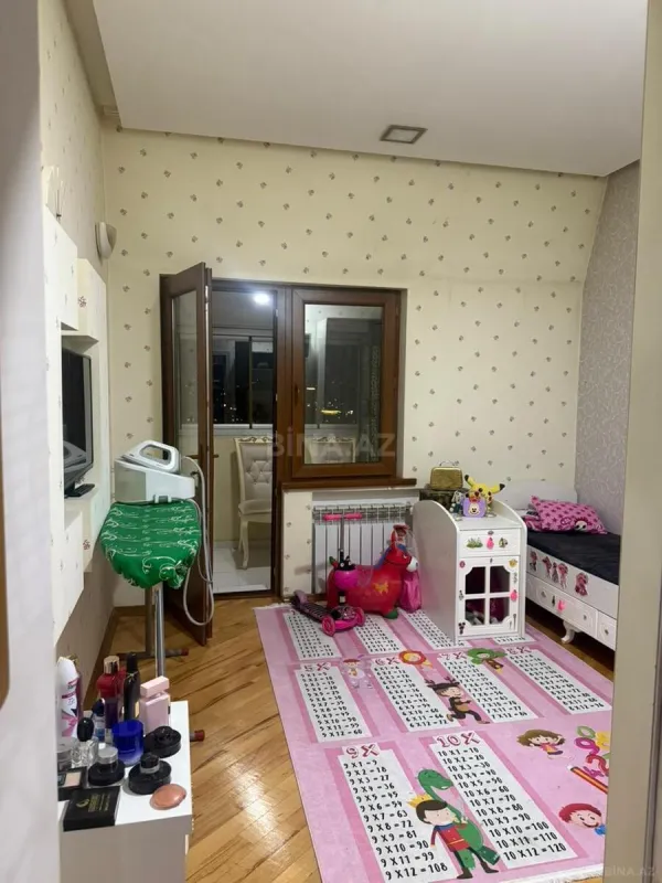 Satılır 3 otaqlı mənzil 90 m²