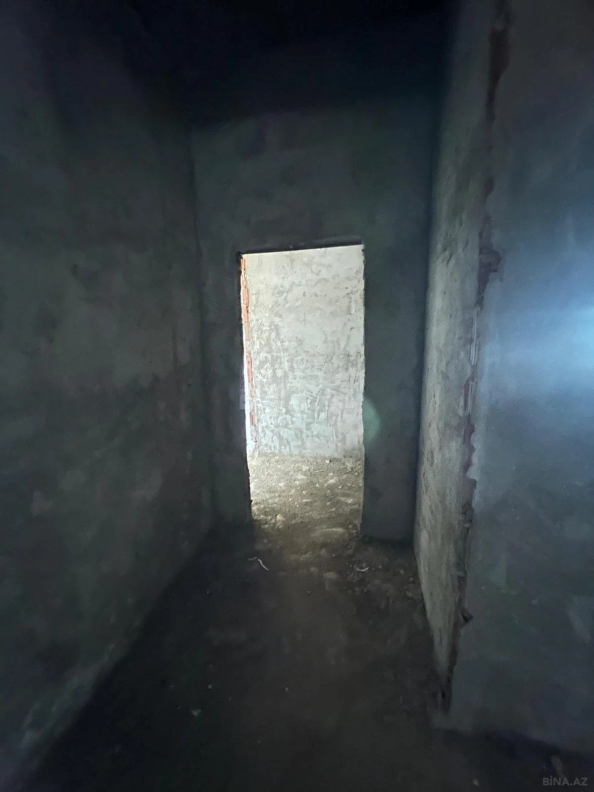 Satılır 3 otaqlı mənzil 130 m²