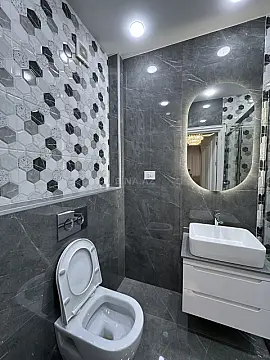 Satılır 3 otaqlı mənzil 138 m²