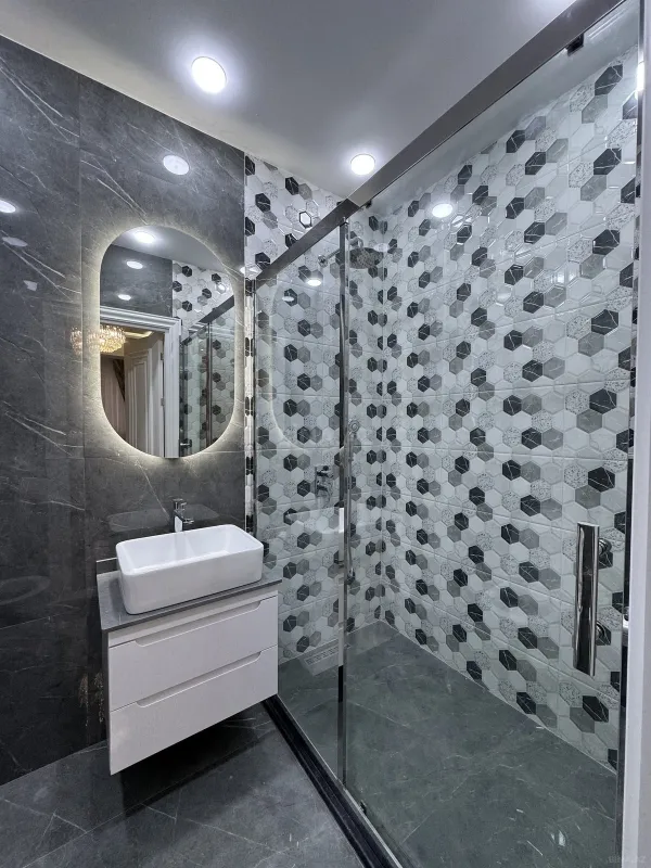 Satılır 3 otaqlı mənzil 138 m²