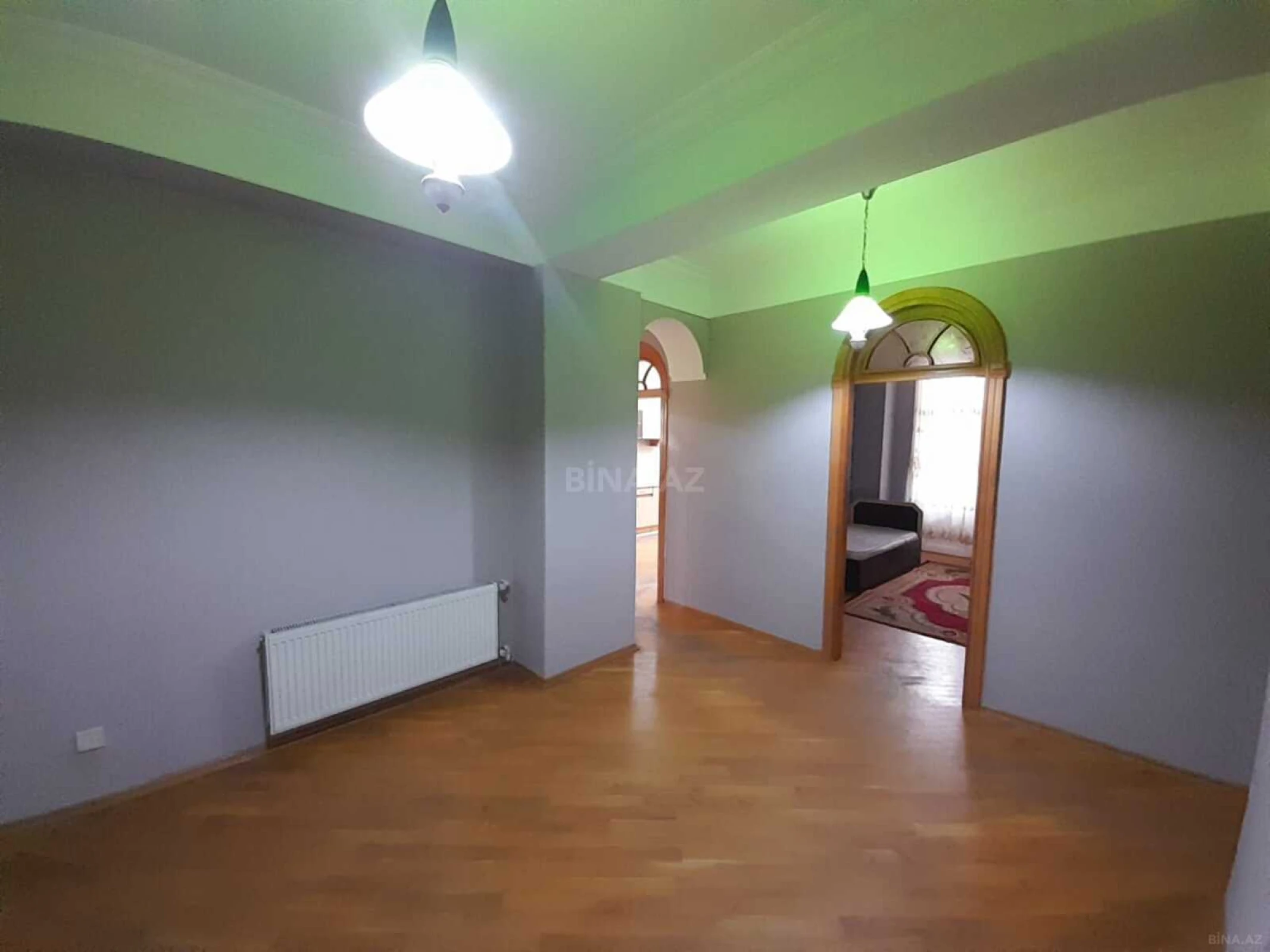 Satılır 3 otaqlı mənzil 128 m²