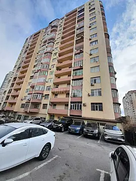 Satılır 3 otaqlı mənzil 128 m²