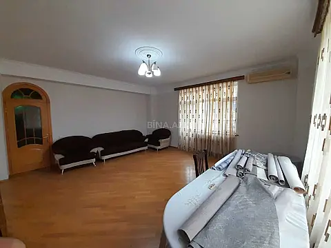 Satılır 3 otaqlı mənzil 128 m²