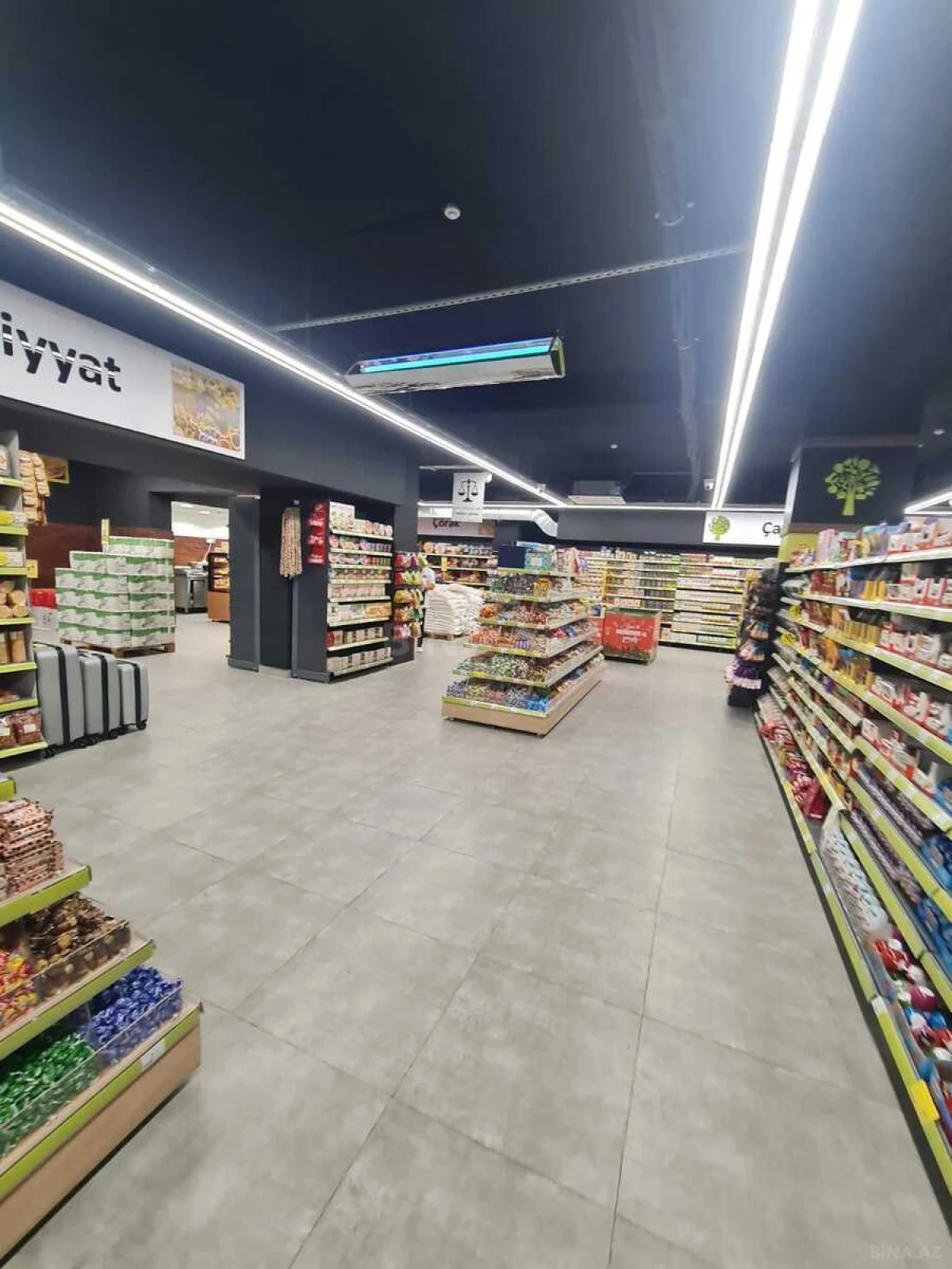 Satılır obyekt 2060 m²