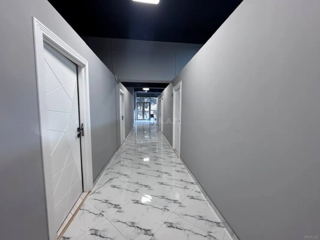 Satılır obyekt 251 m²