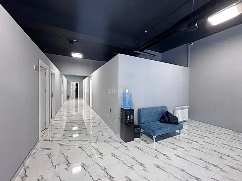 Satılır obyekt 251 m²