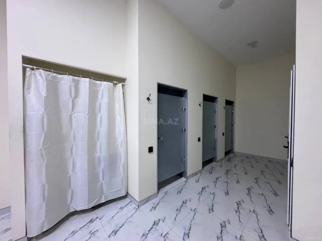 Satılır obyekt 251 m²