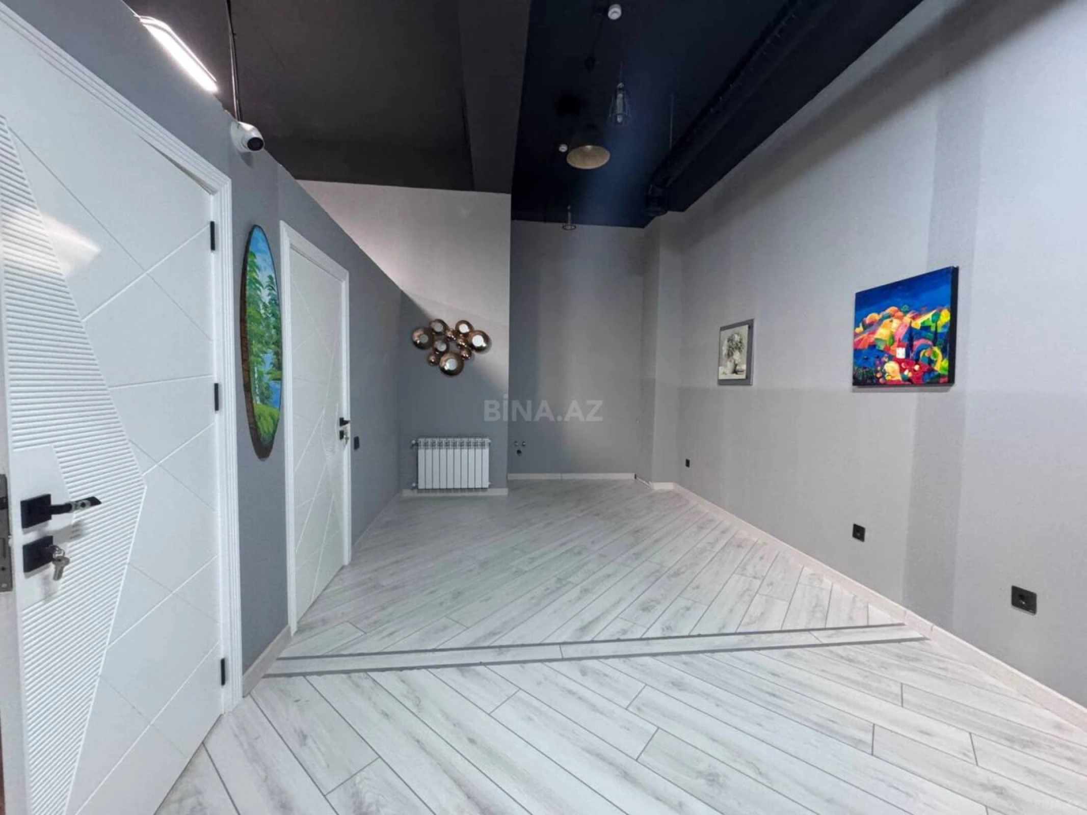 Satılır obyekt 251 m²