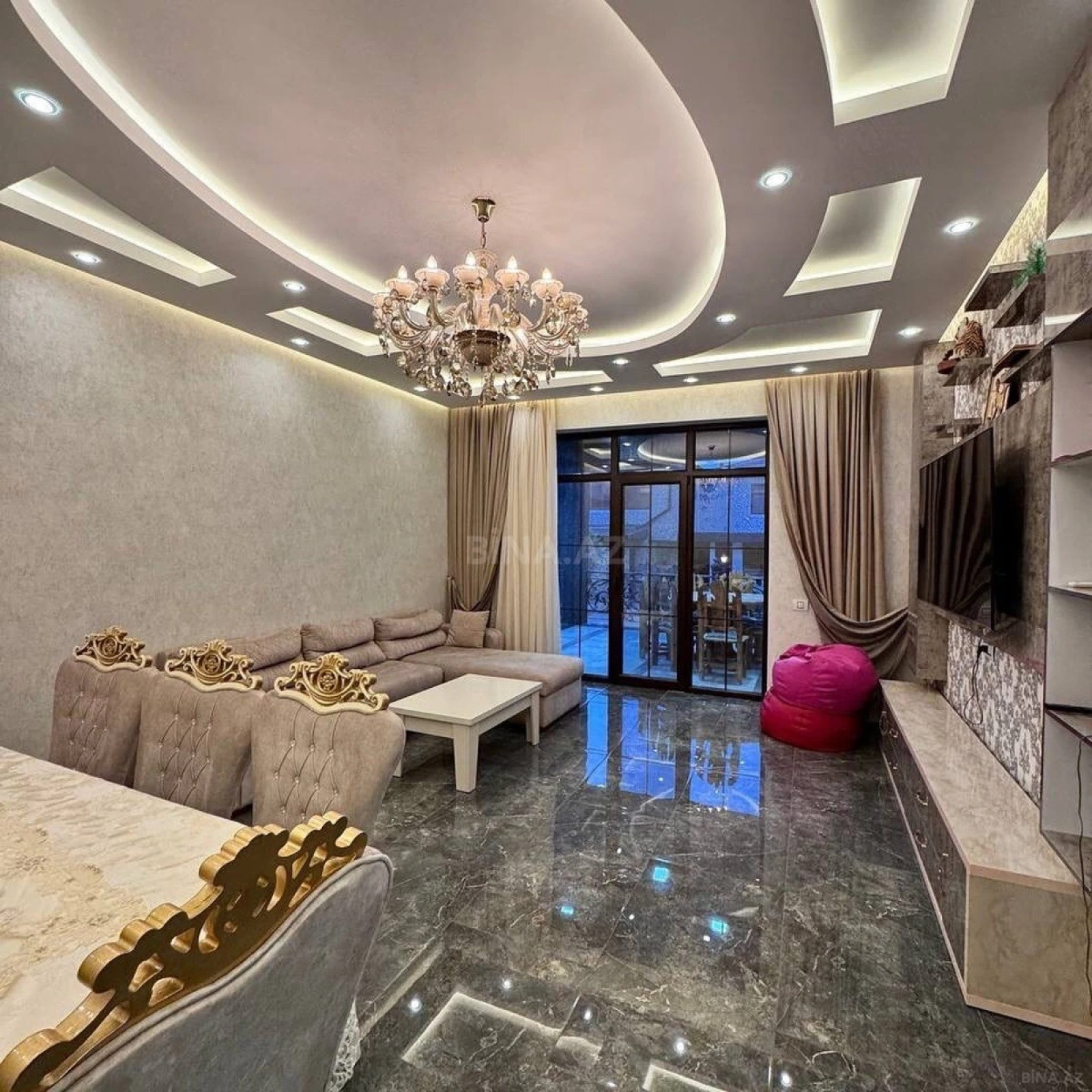 Kirayə verilir 5 otaqlı həyət evi 350 m²