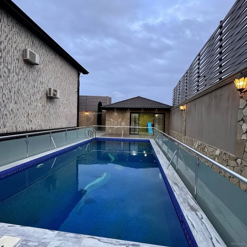 Kirayə verilir 5 otaqlı həyət evi 350 m²