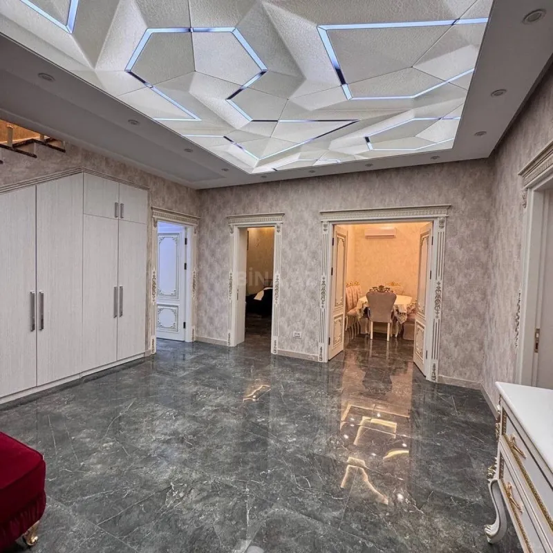 Kirayə verilir 5 otaqlı həyət evi 350 m²