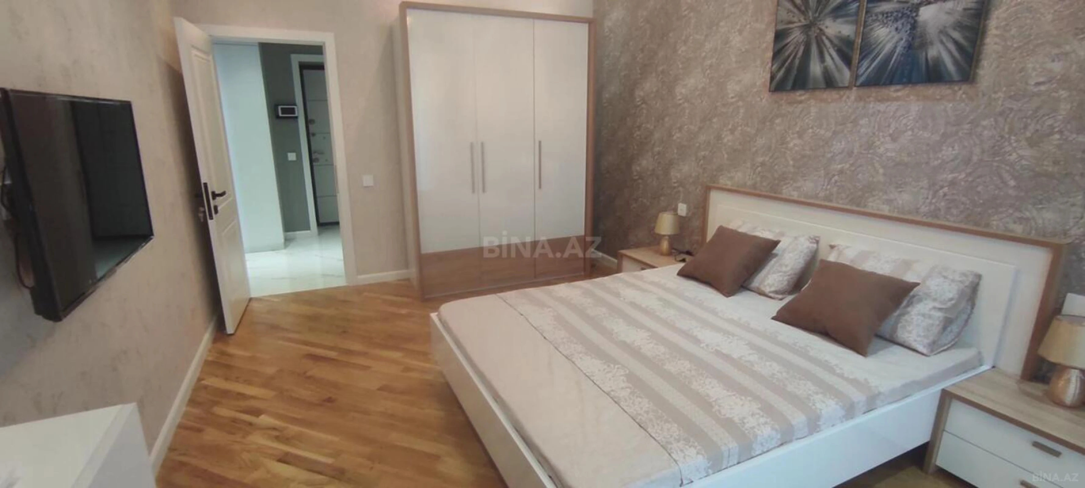 Kirayə verilir 2 otaqlı mənzil 106 m²