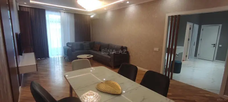 Kirayə verilir 2 otaqlı mənzil 106 m²