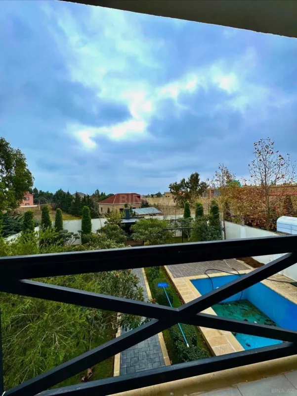 Kirayə verilir 5 otaqlı həyət evi 350 m²