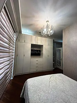 Satılır 3 otaqlı mənzil 120 m²