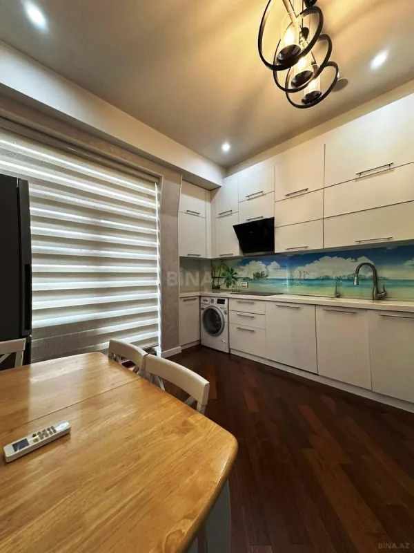 Satılır 3 otaqlı mənzil 120 m²