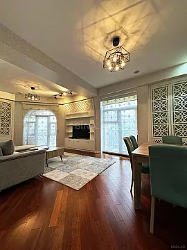 Satılır 3 otaqlı mənzil 120 m²