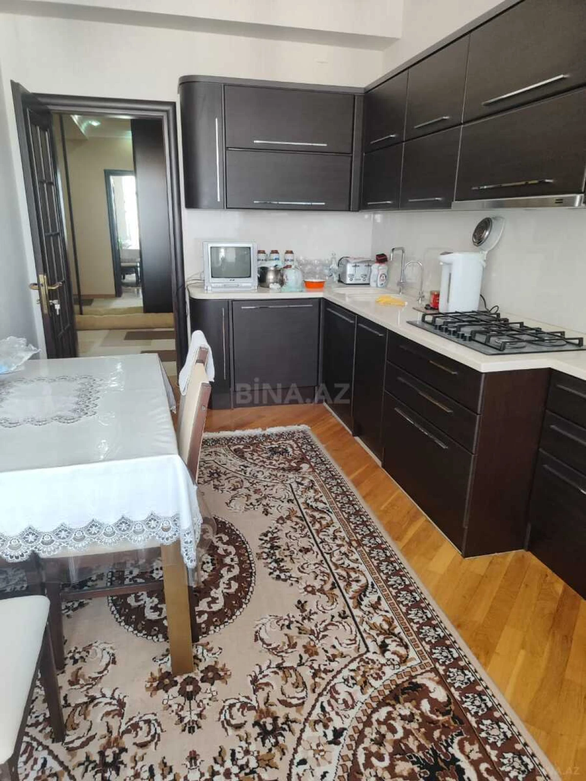Satılır 3 otaqlı mənzil 140 m²