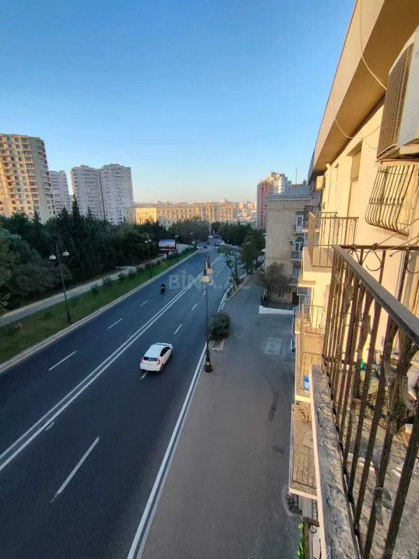 Satılır 2 otaqlı mənzil 50 m²
