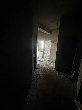 Satılır 3 otaqlı mənzil 130 m²