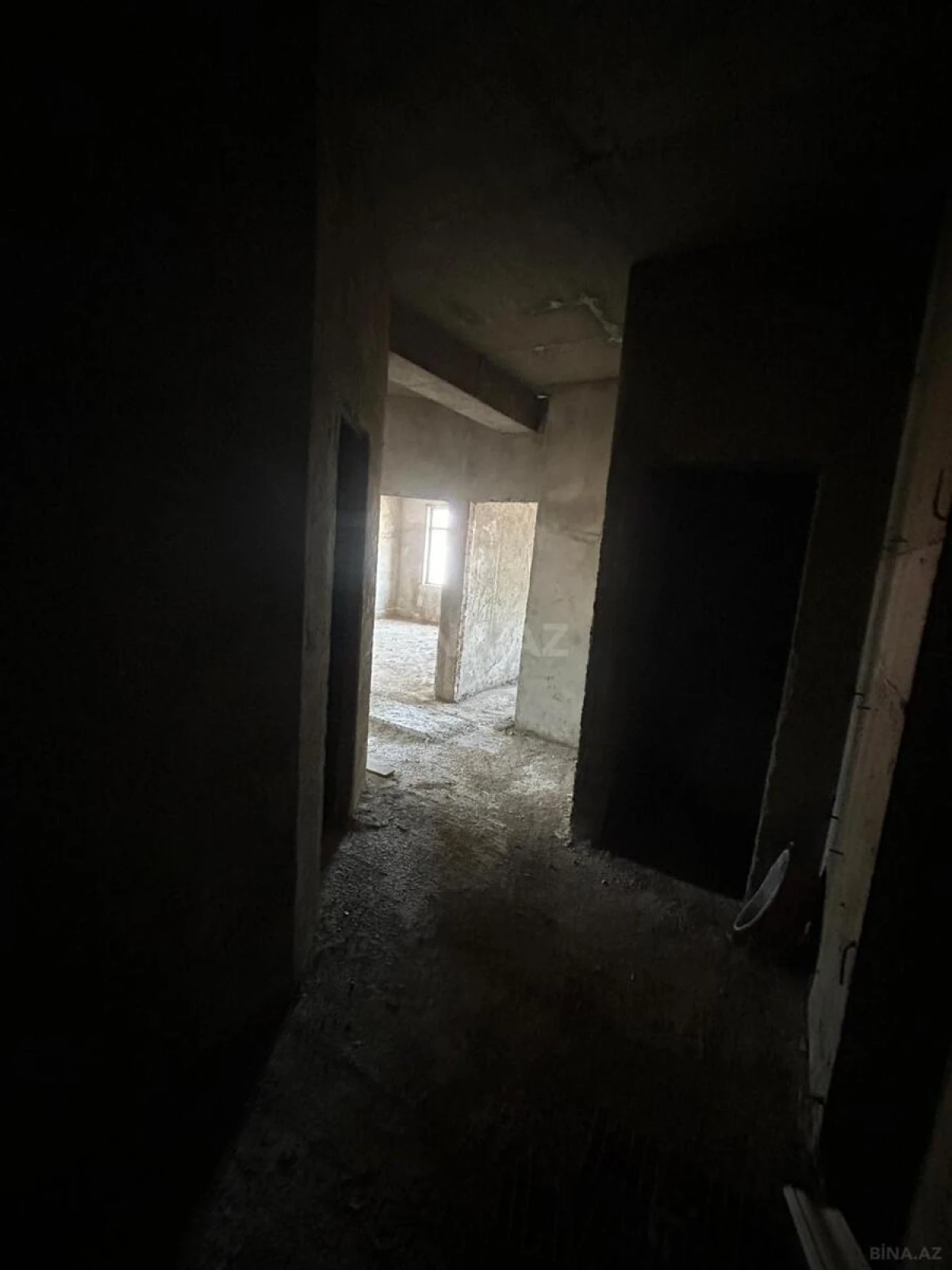 Satılır 3 otaqlı mənzil 130 m²